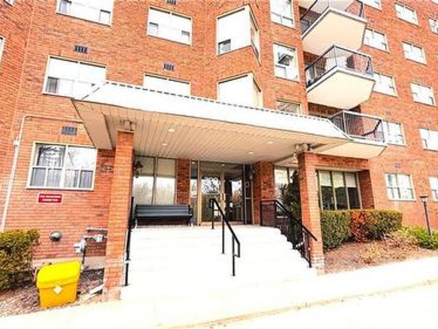 300 Keats Way Unit# 207, Waterloo, ON, N2L 6E6 condo for sale | Listing ID 40828 | Royal LePage