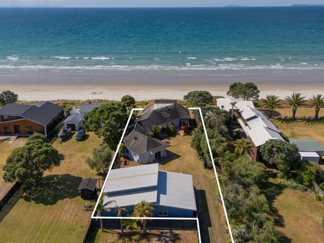 300 Kenwood Drive, Matarangi, Thames Coromandel