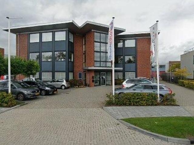 300 m2 office space for rent in Aalsmeer