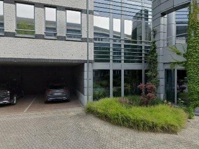 300 m2 office space for rent in Brussels Jette