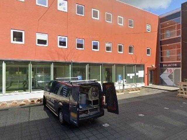 300 m2 office space for rent in Woerden