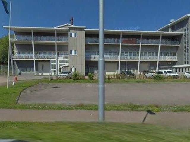 300 m2 lager, kontor uthyres i Kungälv