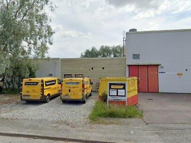 300 m2 lager uthyres i Husie