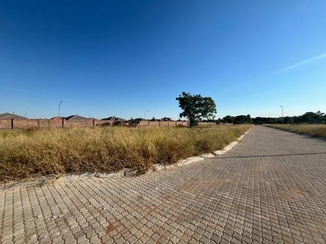 300 m² Land available in Southern Gateway