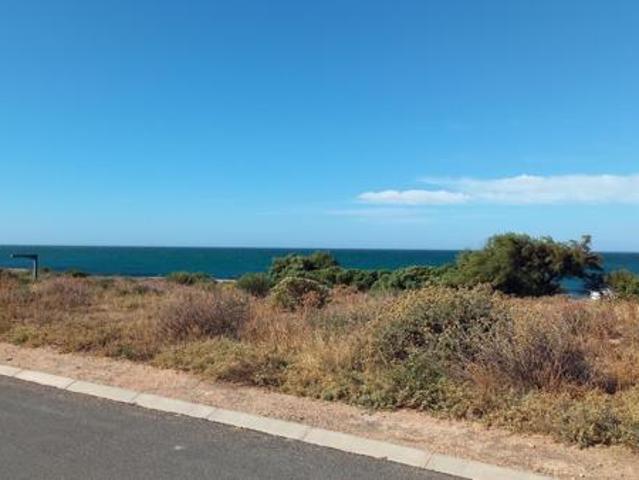300 m² Land available in St Helena Views