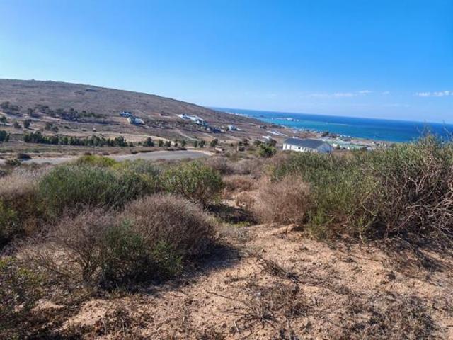 300 m² Land available in St Helena Views
