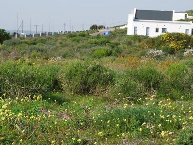 300 m² Land available in St Helena Views