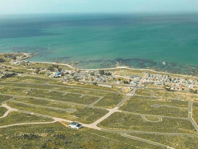 300 m² Land available in Steenbergs Cove