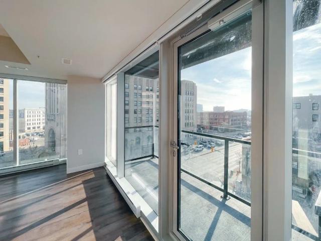 300 Main — Floor Plan C
