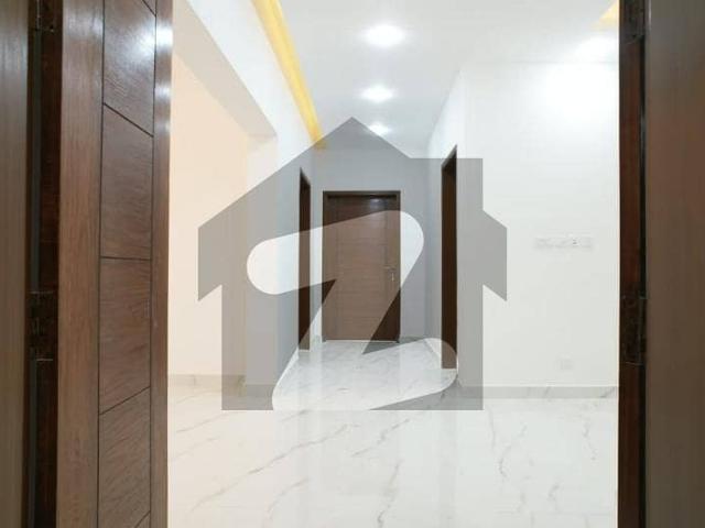 300 Square Yards House available for sale in Askari 6 if you hurry
