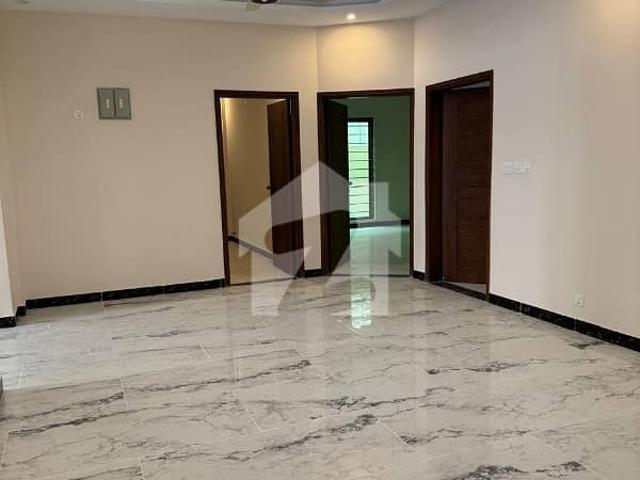 300 Square Yards House Available In Askari 6 For Sale