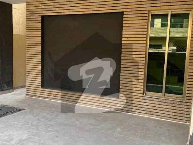 Brigadier house in askari 6 karachi for sale