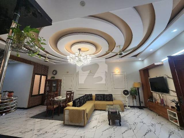 300 Sq Yards Like Brand New G+1 House Urgent For Sale