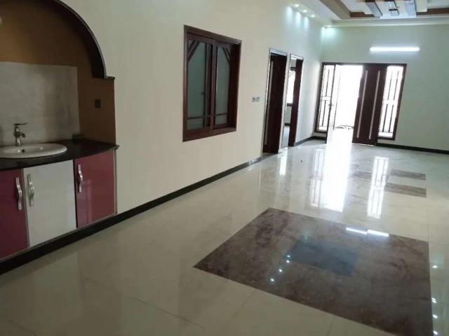 300 sq yards super luxury portion leased, approved map on 1st floor Karachi Gulistan e Jauhar Block 12 ID 64875