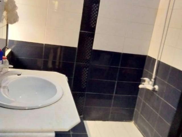 300 Sq.yards Portion For RENT in Johar VIP Block 16 Karachi Gulistan e Jauhar Block 16 ID 23706