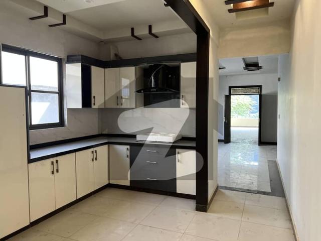 300 sq yards well maintained double storey leased house for sale