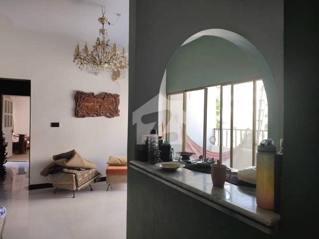 300 Yards Corner Bungalow For Sale In Gulshan E Iqbal Block 4