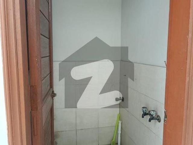 300 Yards Elegant House For Rent In Prime DHA Phase 4 Location Ideal For Families DHA Phase 4