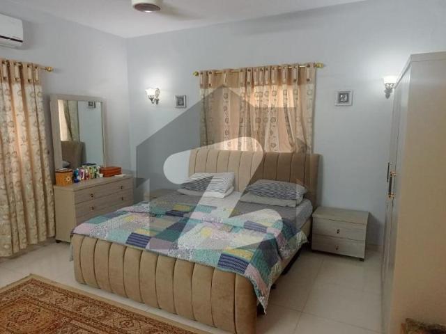 300 Yards Indipendent Bungalow In DHA Phase 4