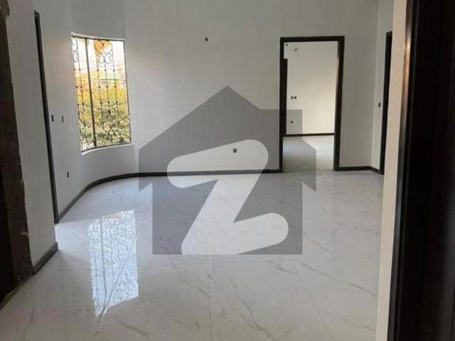 300 yards town house available for sale adamjee nagar