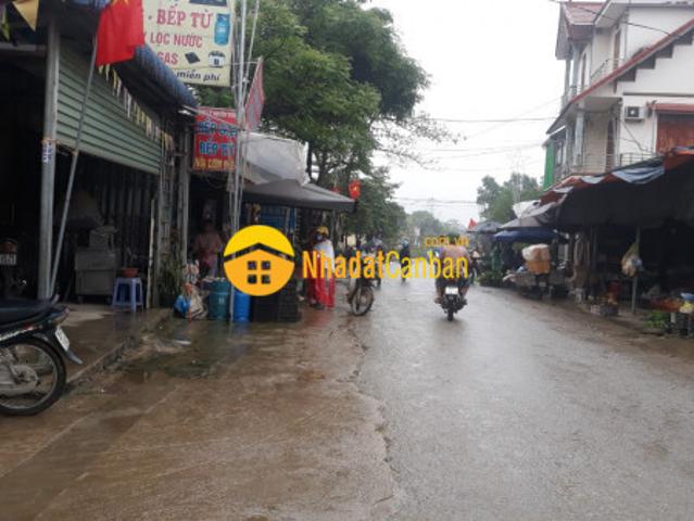 300m đất, chợ kinh doanh ô tô tránh 750 tr liên sơn lương sơn hòa bình