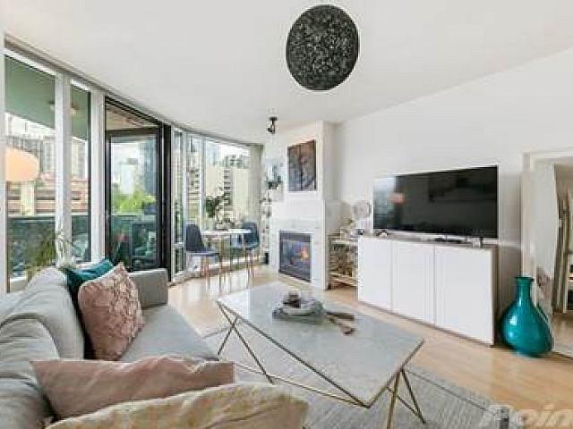 301 1003 Burnaby Street Vancouver, Bc