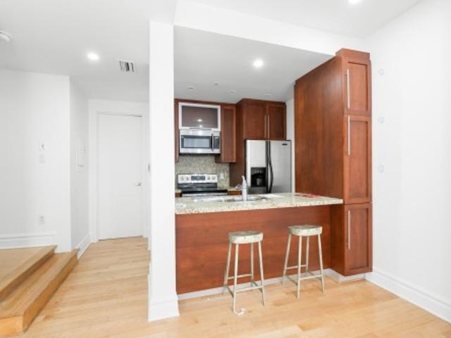301 10 Rue St Jacques, Montréal Ville Marie, QC, H2Y 1L3 condo for sale | Listing ID 24424 | Royal LePage