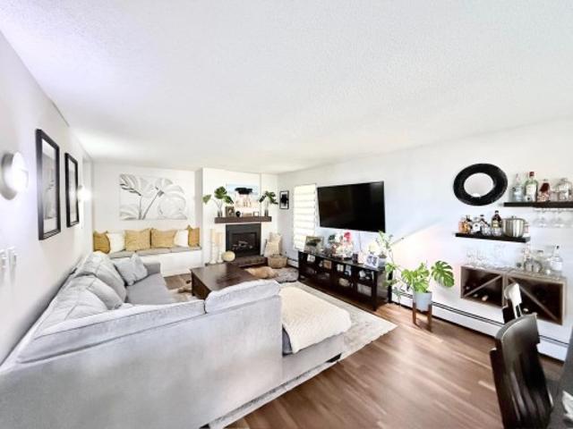 301 1 Winter Street, Surrey, BC, V4B 3Y2 Single Family Property For Sale | Listing ID R3110 | Royal LePage
