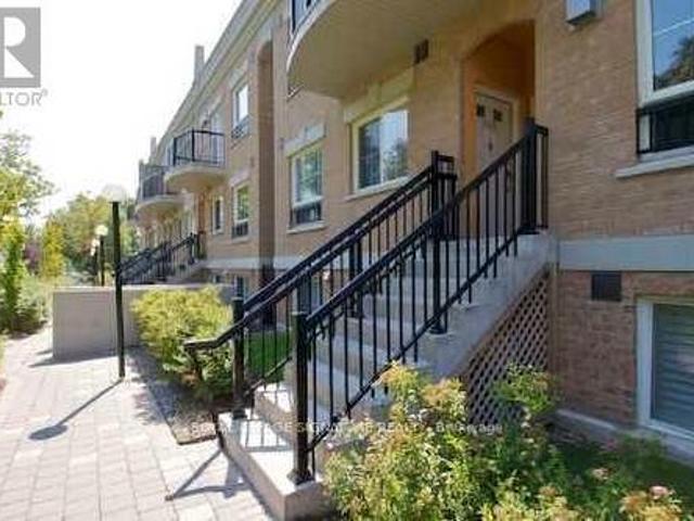 301 1 Eglinton Avenue E, Toronto, ON, M4A 2Y6 townhouse for lease | Listing ID C13550 | Royal LePage