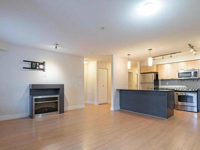 301 2233 MCKENZIE RD ROAD Abbotsford British Columbia