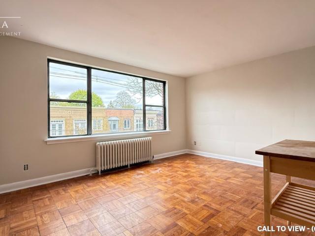 301 244 Roncesvalles Ave, Toronto, Ontario M6R 2L8 CHARMING 1 BEDROOM APARTMENT IN A FRIENDLY NEIGHBORHOOD [object Promise] for Rent