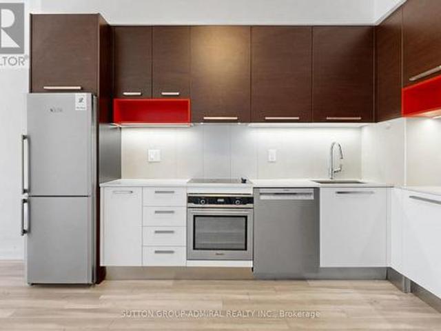 301 36 Park Lawn Road, Toronto, ON, M8V 0E5 condo for sale | Listing ID W13465 | Royal LePage