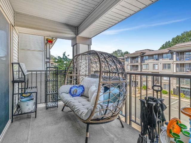 301 45 YALE ROAD, Chilliwack, BC V2P 0A8 Condo For Sale | RE/MAX | R3063