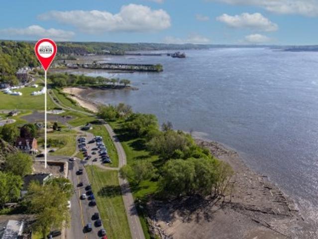 301 5 Rue St Laurent, Lévis Desjardins, QC, G6V 3V7 Luxury Condo for sale | Listing ID 14611 | Royal LePage Carriage Trade Luxury Properties