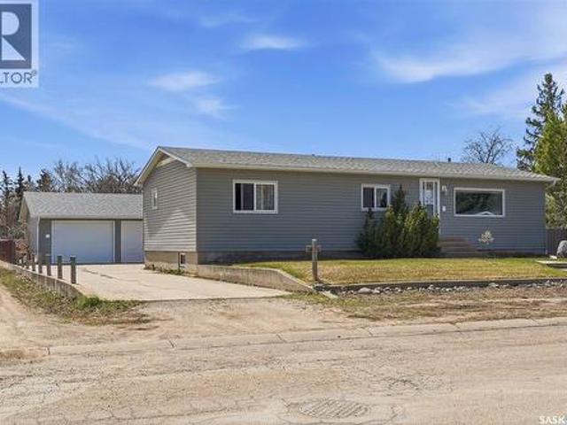 301 Clover Avenue, Dalmeny, SK, S0K 1E0 house for sale | Listing ID SK035702 | Royal LePage