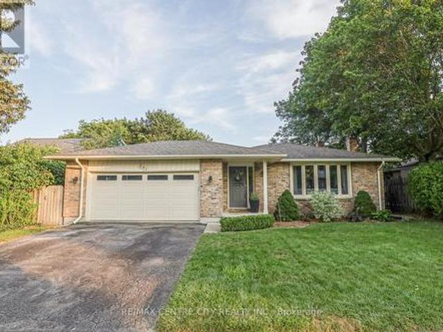 301 Blackacres Boulevard, London North F, ON, N6G 2T9 house for sale | Listing ID X13451 | Royal LePage
