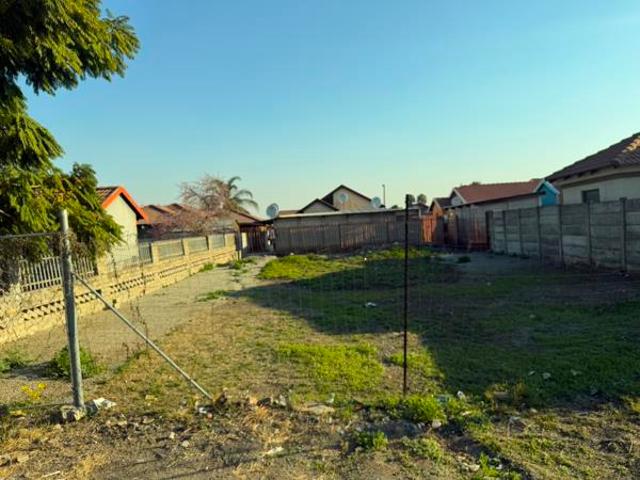 301 m² Land available in Boitekong