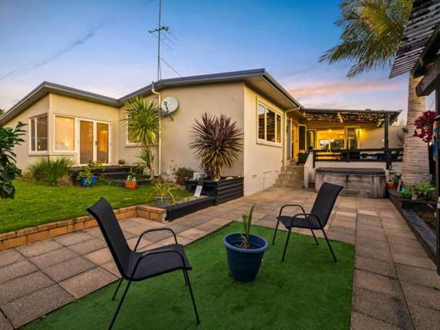 301 Pakuranga Road, Pakuranga Heights, Manukau City