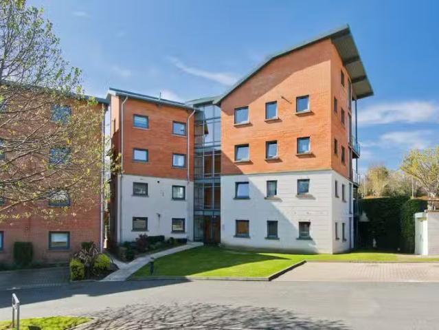 301 The Park, Clon Brugh, Aikens Village, Sandyford, D18A097 i.