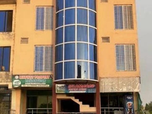 30*20 Commercial For Sale Islamabad E 18 ID 81801