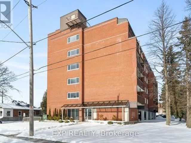 302 144 Queen Street, Clarington Bowmanville, ON, L1C 1M9 condo for sale | Listing ID E12033 | Royal LePage