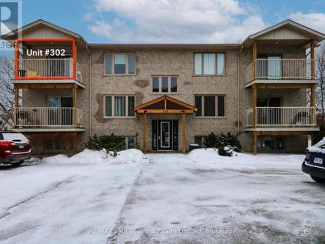 302 171 Eighth Street, Collingwood, ON, L9Y 2C9 condo for sale | Listing ID S12016 | Royal LePage