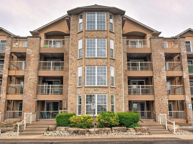 302 1 Walker's Line, Burlington | Suspended, W13057 | Condos. Ca