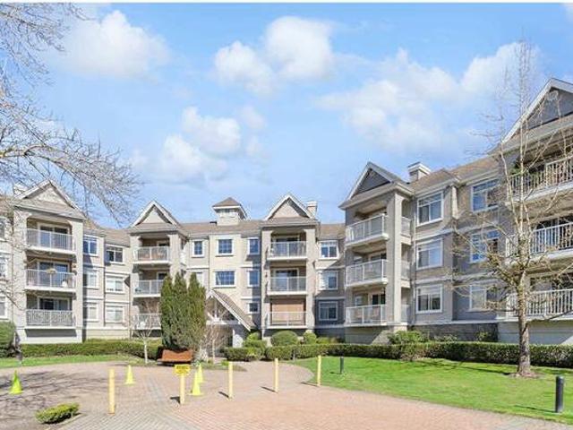 302 20896 57 AVENUE Langley British Columbia