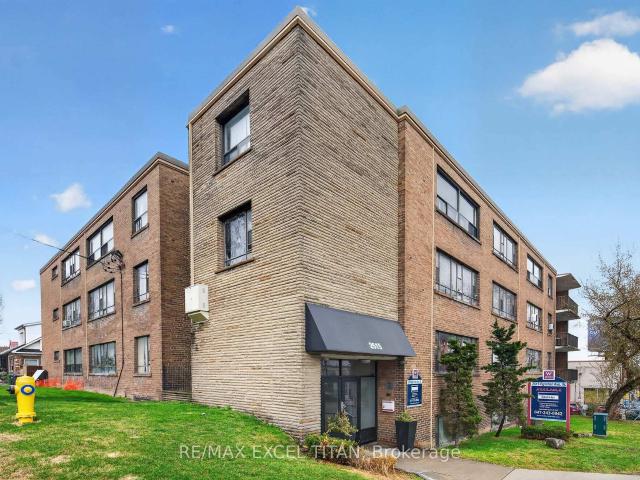 302 2515 Eglinton Avenue W in Toronto: Keelesdale Eglinton West Condo Apartment for lease Toronto W03: MLS®# W13012708