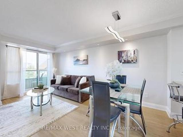 302 30 North Park Road, Vaughan, ON, L4J 0G6 condo for sale | Listing ID N12266 | Royal LePage