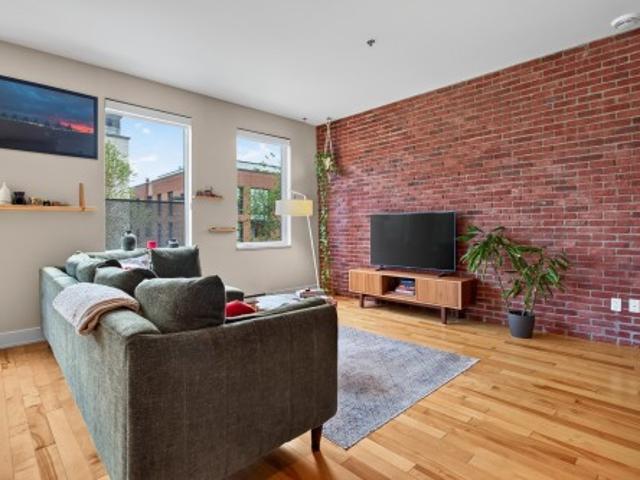 302 7 Boul. St Laurent, Montréal Rosemont/La Petite Patrie, QC, H2S 3E2 condo for sale | Listing ID 9177 | Royal LePage
