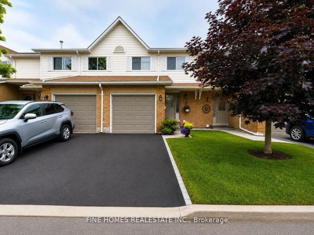 302 Maciver Boulevard, Newmarket | 3Beds/2Bath, Townhouse, $649,000 | Condos. Ca