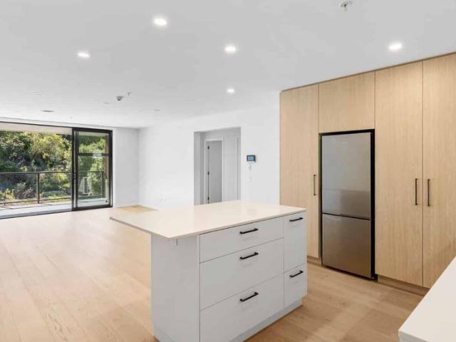 303/71 Haven Road, City Centre