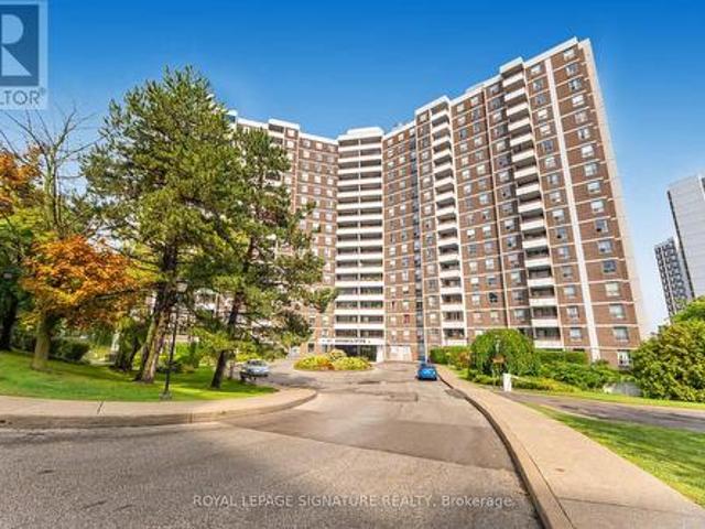 303 10 Edgecliff Golfway, Toronto, ON, M3C 3A3 condo for sale | Listing ID C13067 | Royal LePage